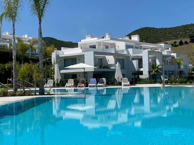 Palmsea Marbella-Estepona Buenas Noches Exterior photo